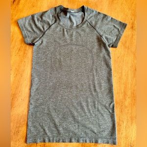 Lululemon Swiftly Tech Short Sleeve